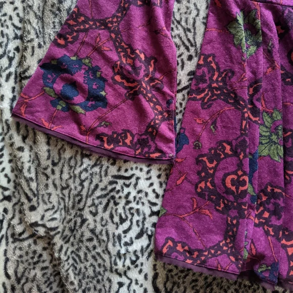 Floral vneck dress - Picture 4 of 5